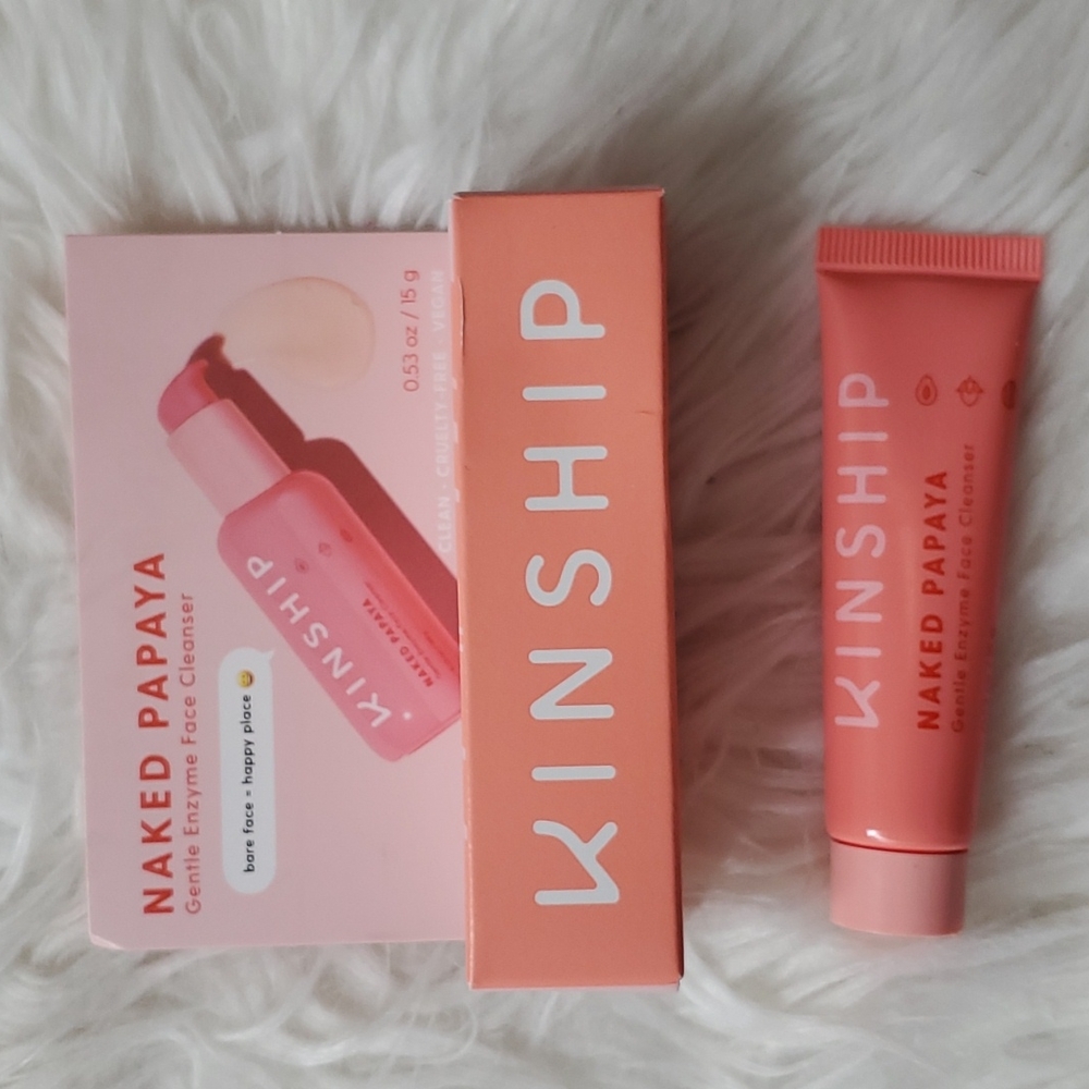 Kinship, naked papaya gentle enzyme face cleanser, deluxe sample 15g, "5 for$20"